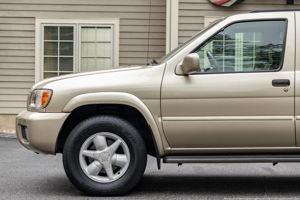2001 Nissan Pathfinder LE 4WD Boston MA