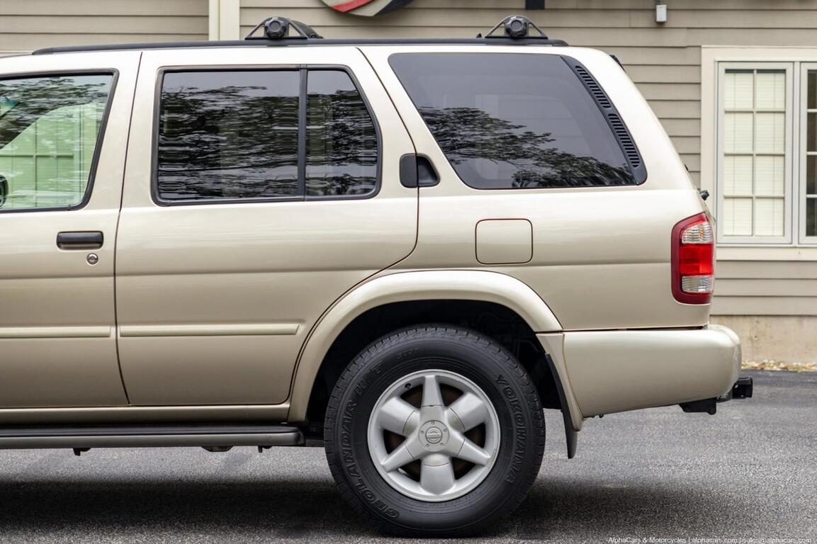 2001 Nissan Pathfinder LE 4WD Boston MA
