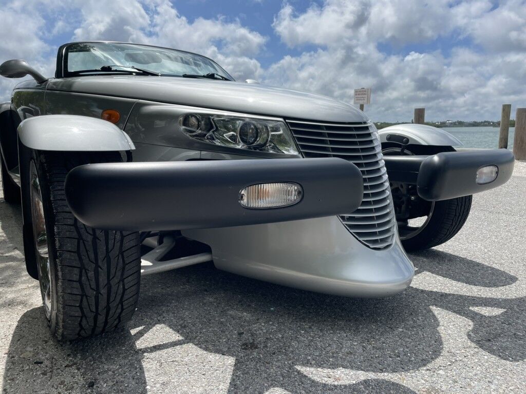 2001 Plymouth Prowler PROWLER~MINT~CLEAN CARFAX~UPGRADED STEREO SYSTEM~NEWER TIRES~VIEW BY APPOINTMENT ONLY~ONLINE FINANCE AND SHIPPING AVAILABLE!!!! Sarasota FL