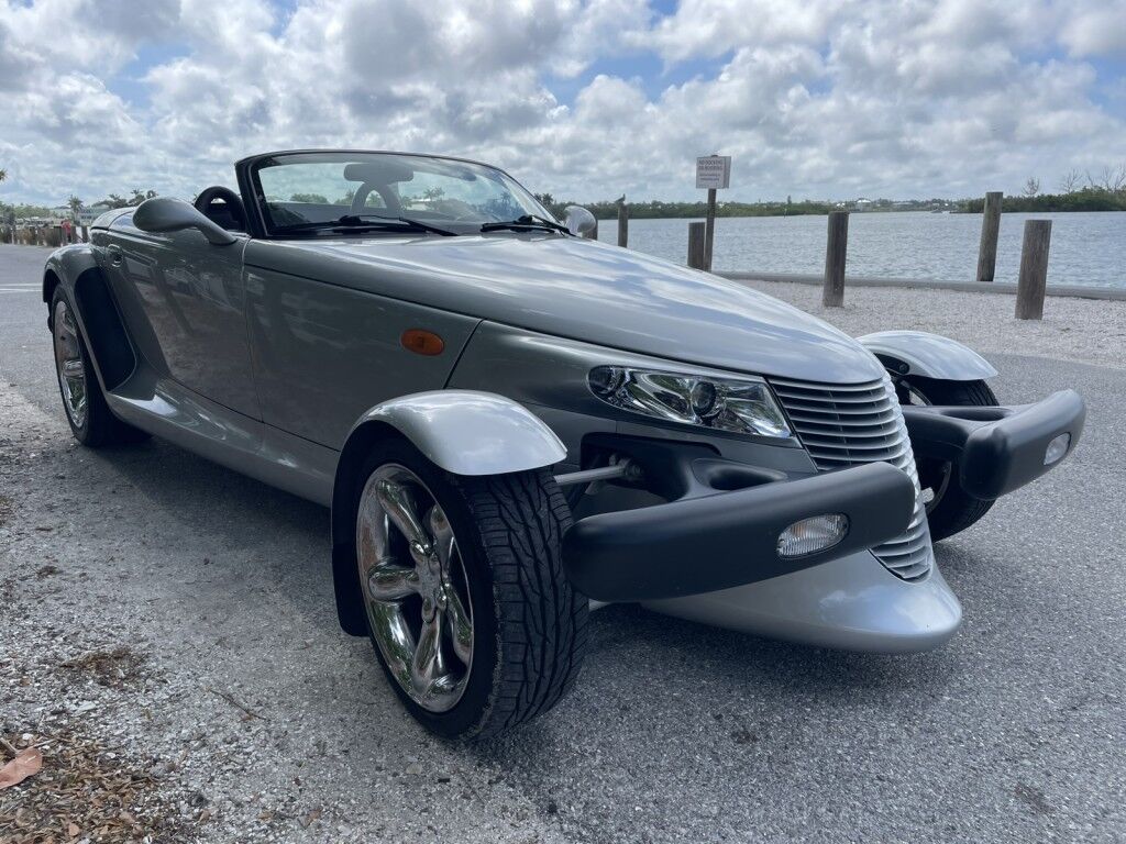 2001 Plymouth Prowler PROWLER~MINT~CLEAN CARFAX~UPGRADED STEREO SYSTEM~NEWER TIRES~VIEW BY APPOINTMENT ONLY~ONLINE FINANCE AND SHIPPING AVAILABLE!!!! Sarasota FL
