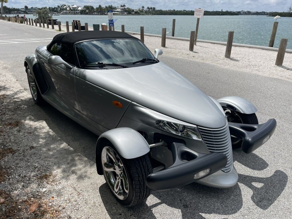 2001 Plymouth Prowler PROWLER~MINT~CLEAN CARFAX~UPGRADED STEREO SYSTEM~NEWER TIRES~VIEW BY APPOINTMENT ONLY~ONLINE FINANCE AND SHIPPING AVAILABLE!!!! Sarasota FL