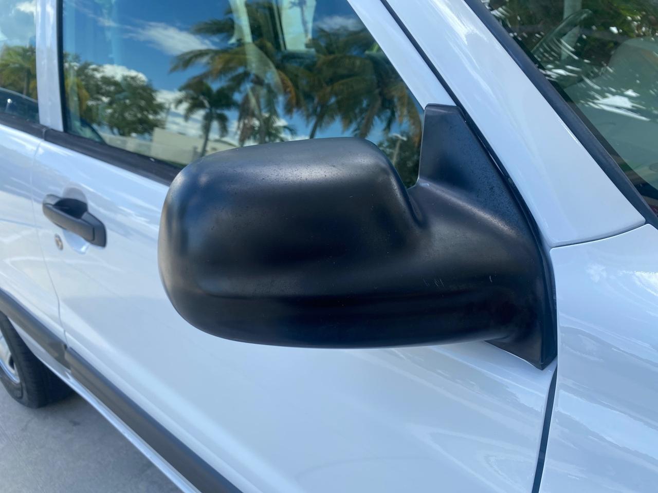 2001 Suzuki Vitara JLS LOW 35,130 1 OWNER Pompano Beach FL