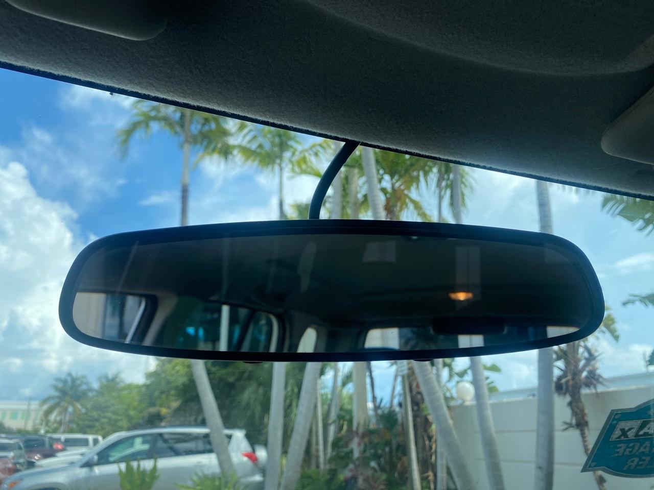 2001 Suzuki Vitara JLS LOW 35,130 1 OWNER Pompano Beach FL