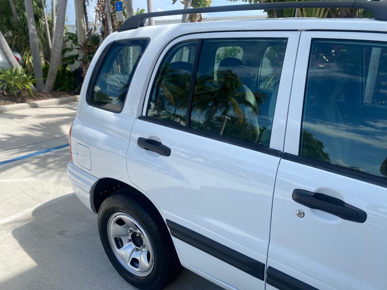 2001 Suzuki Vitara JLS LOW 35,130 1 OWNER Pompano Beach FL