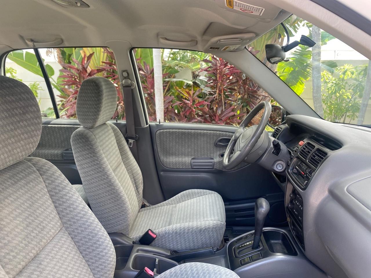 2001 Suzuki Vitara JLS LOW 35,130 1 OWNER Pompano Beach FL