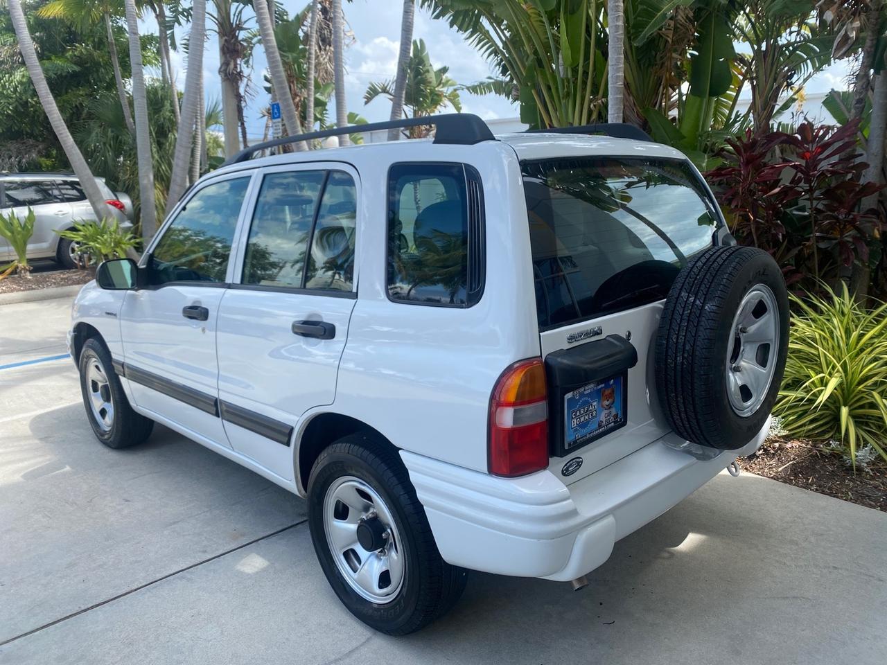2001 Suzuki Vitara JLS LOW 35,130 1 OWNER Pompano Beach FL