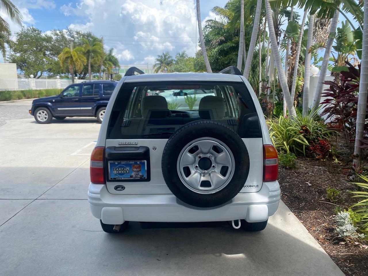 2001 Suzuki Vitara JLS LOW 35,130 1 OWNER Pompano Beach FL