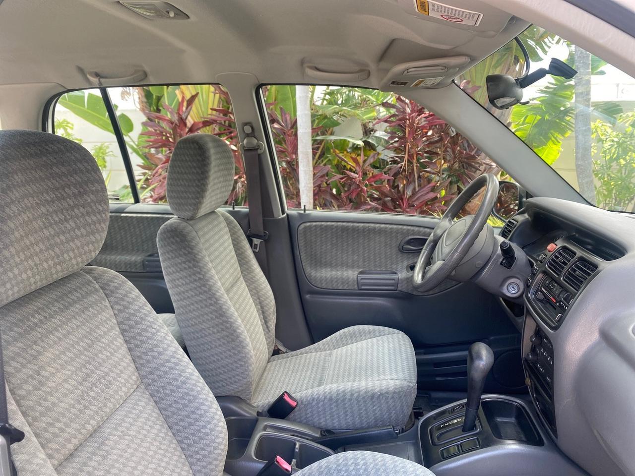 2001 Suzuki Vitara JLS LOW 35,130 1 OWNER Pompano Beach FL