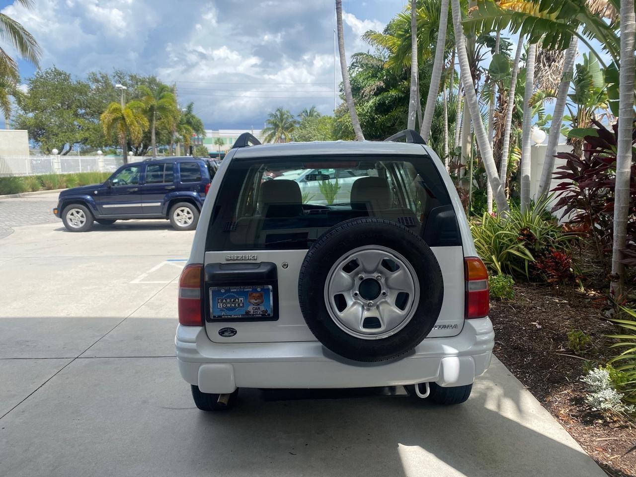 2001 Suzuki Vitara JLS LOW 35,130 1 OWNER Pompano Beach FL