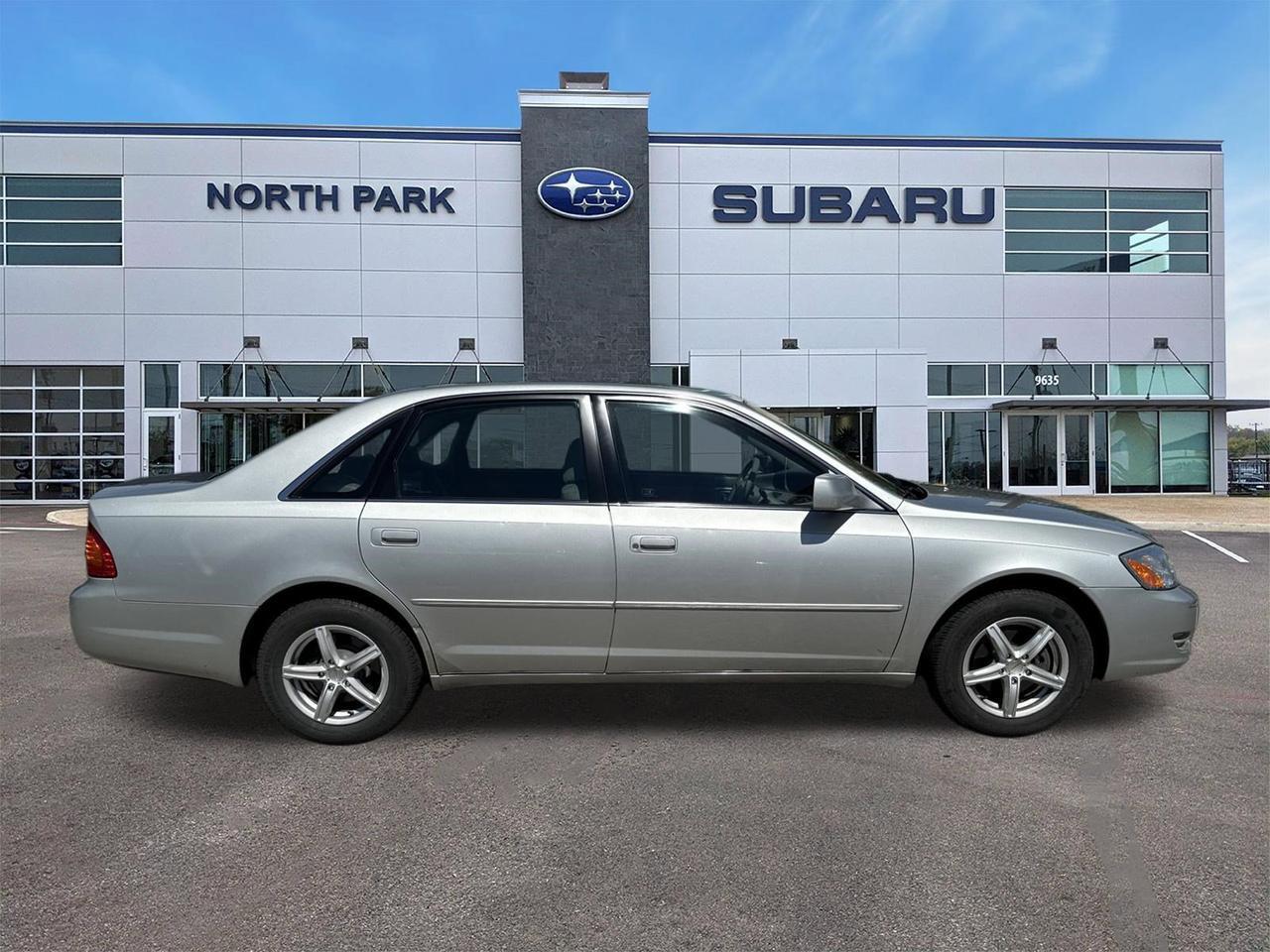 2001 Toyota Avalon XL