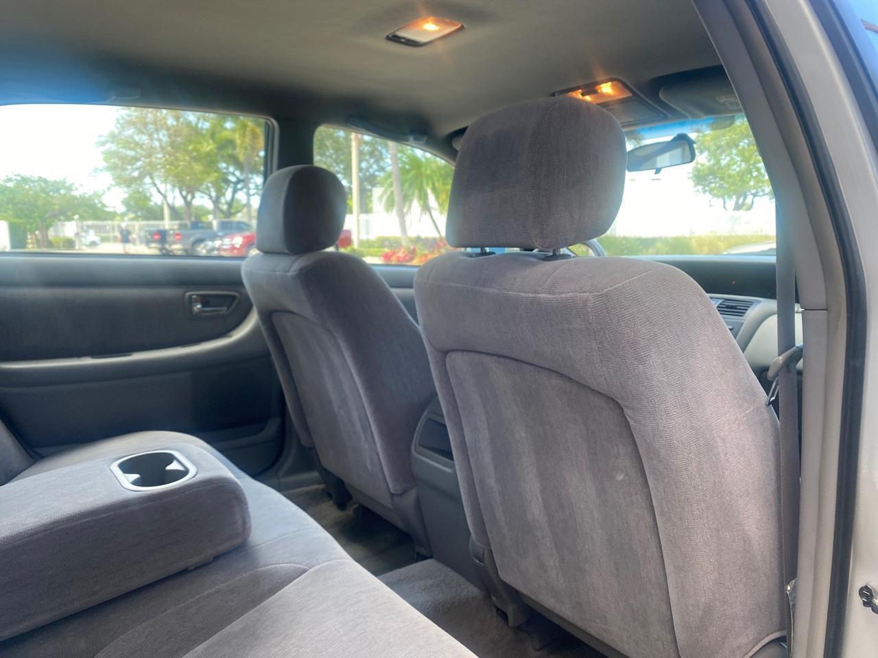 2001 Toyota Avalon XLS w/Bucket Seats LOW MILES 60,208 Pompano Beach FL