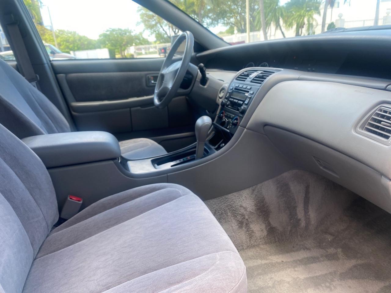 2001 Toyota Avalon XLS w/Bucket Seats LOW MILES 60,208 Pompano Beach FL