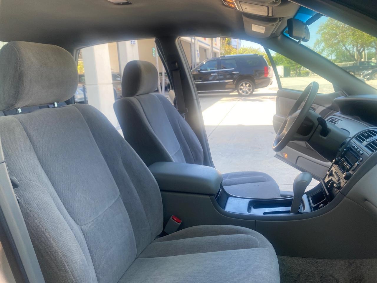 2001 Toyota Avalon XLS w/Bucket Seats LOW MILES 60,208 Pompano Beach FL