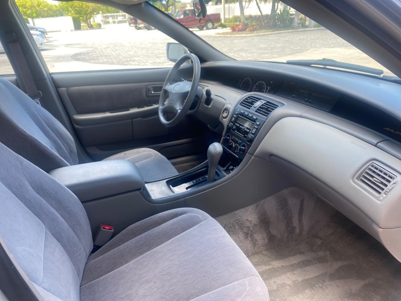 2001 Toyota Avalon XLS w/Bucket Seats LOW MILES 60,208 Pompano Beach FL