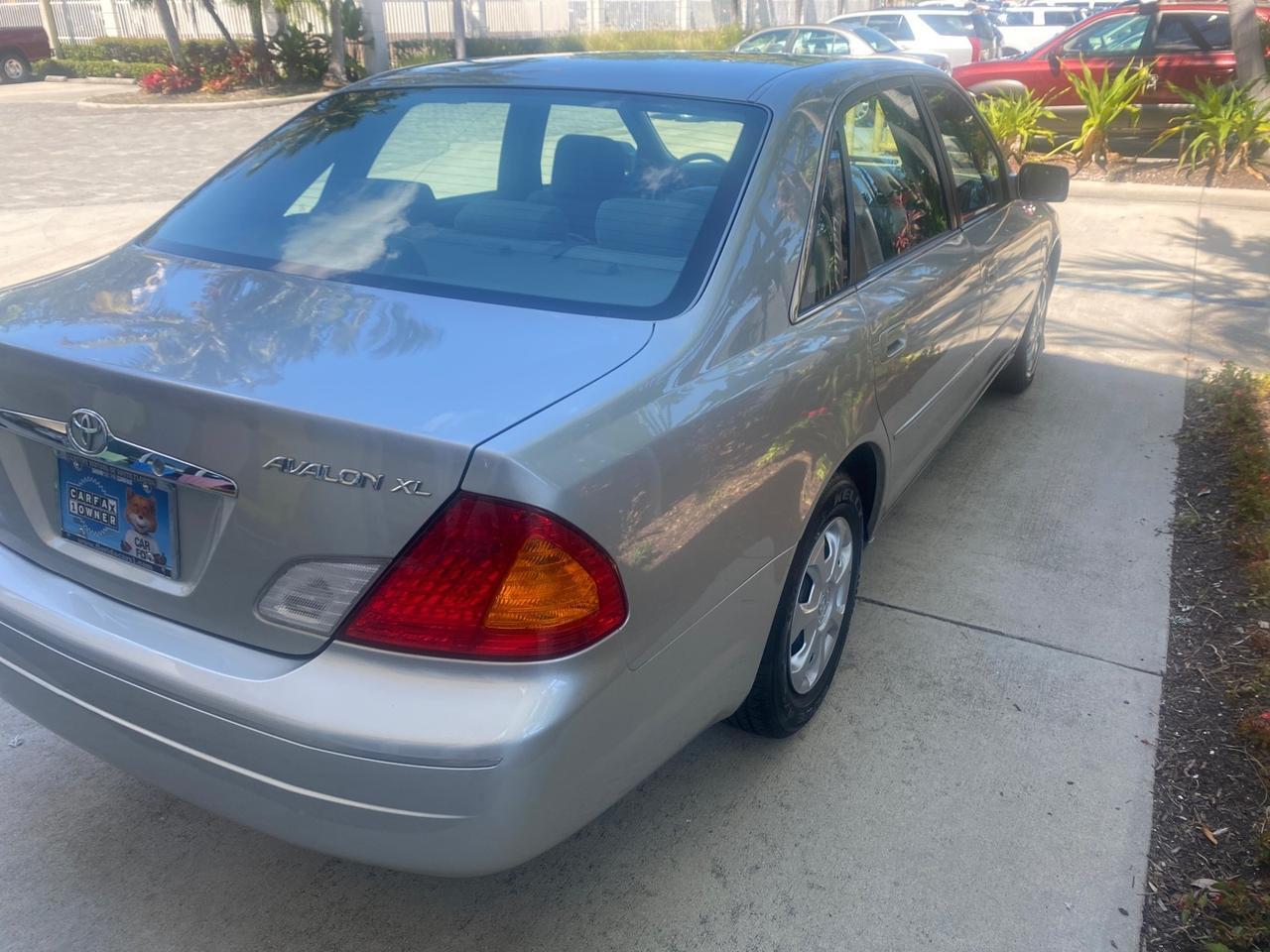 2001 Toyota Avalon XLS w/Bucket Seats LOW MILES 60,208 Pompano Beach FL