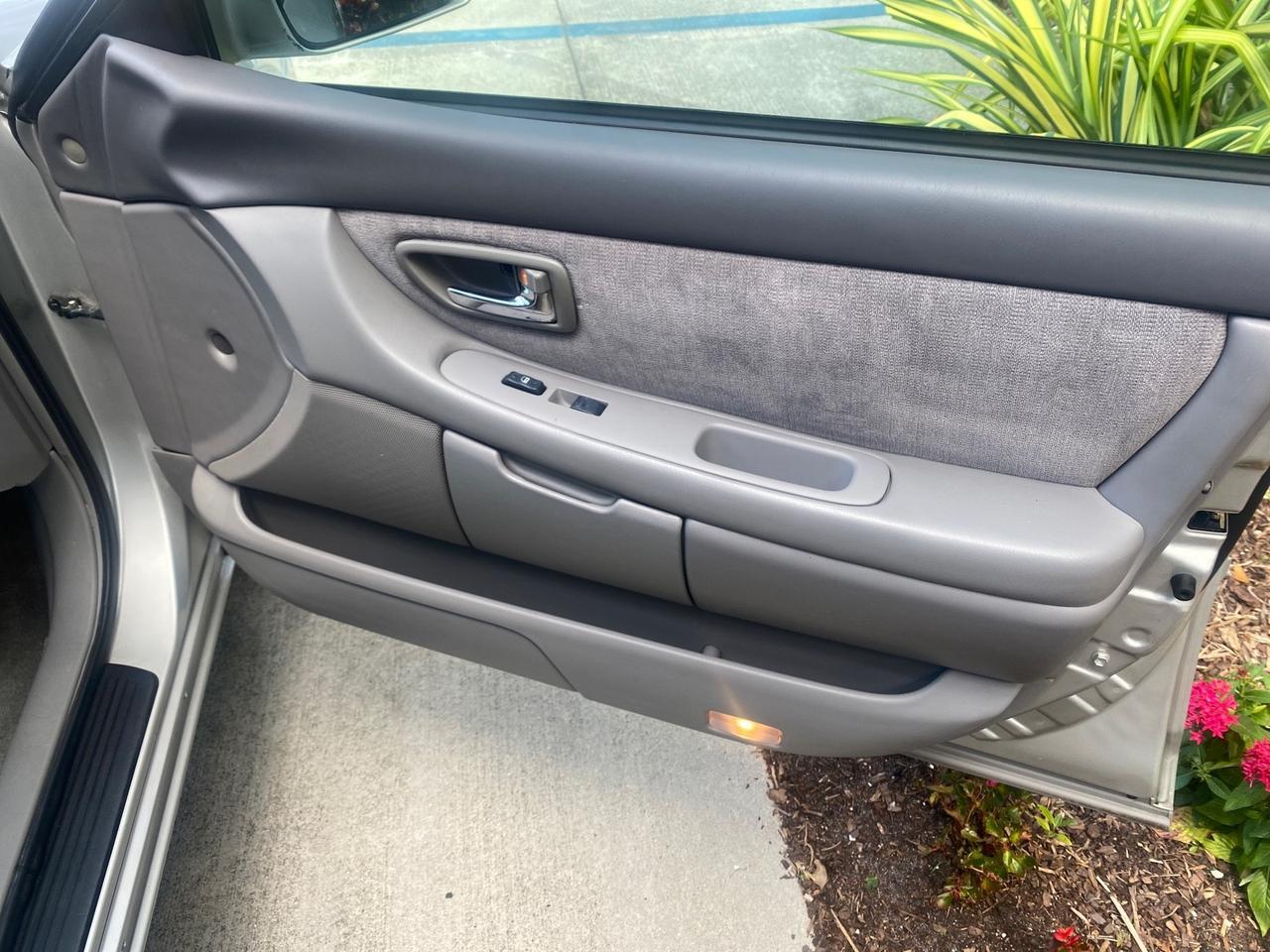 2001 Toyota Avalon XLS w/Bucket Seats LOW MILES 60,208 Pompano Beach FL