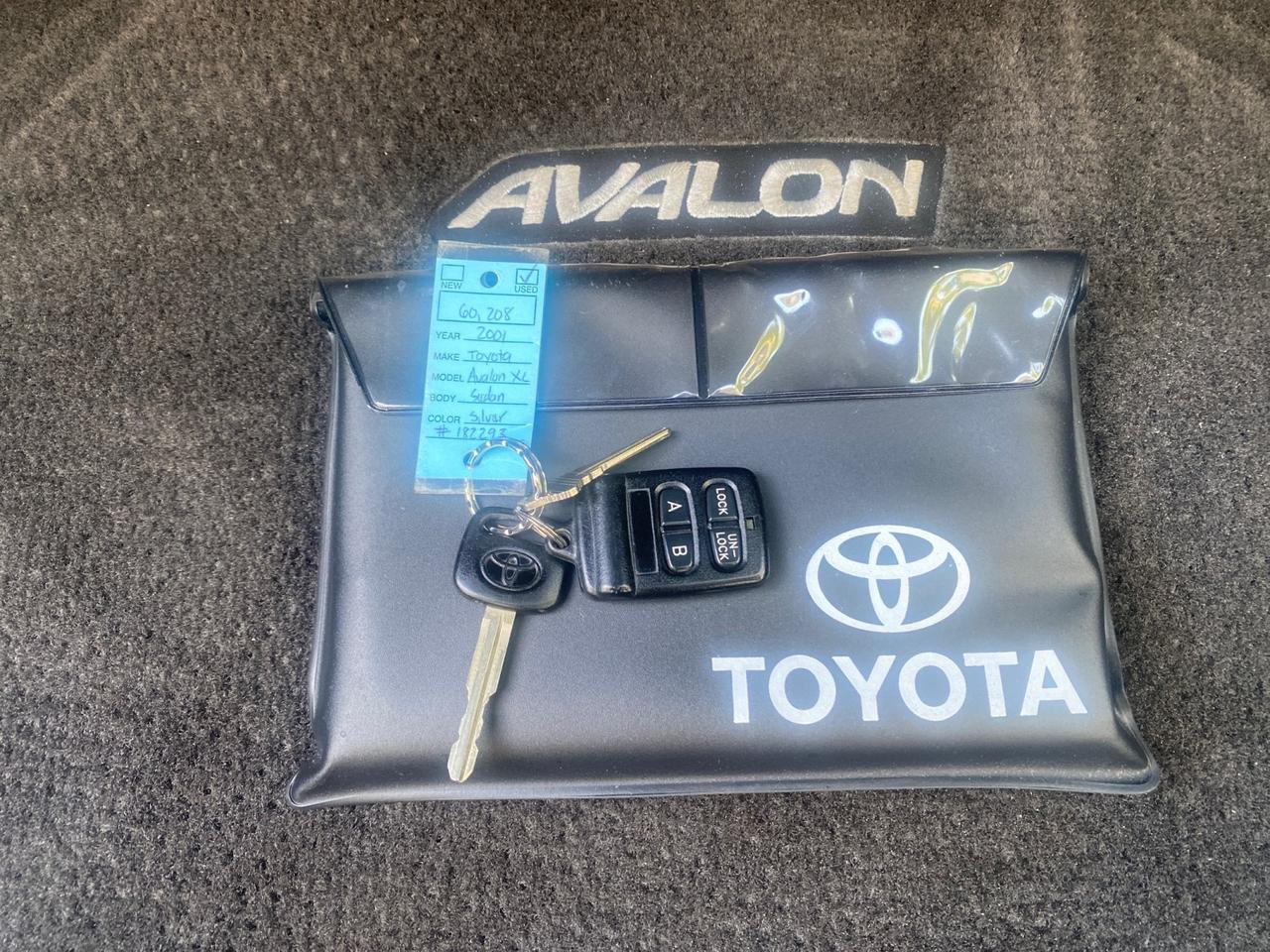 2001 Toyota Avalon XLS w/Bucket Seats LOW MILES 60,208 Pompano Beach FL