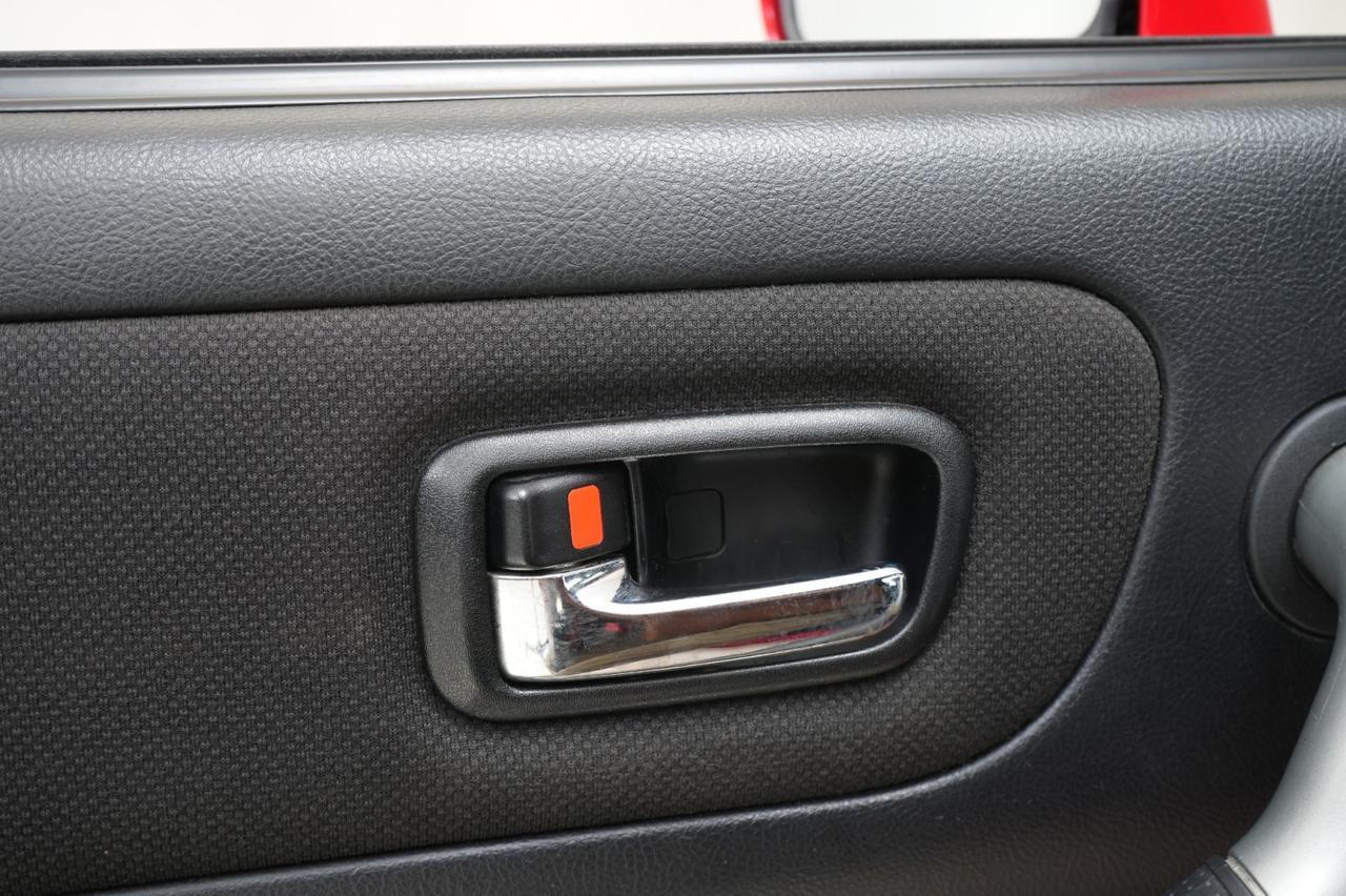 2001 Toyota MR2 Spyder 5-Speed Manual 1-Owner West Chester PA