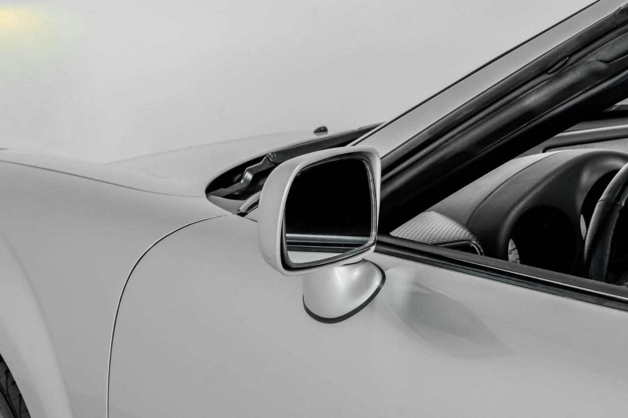 2001 Toyota MR2 Spyder LEATHER STEERING WHEEL REMOTE KEYLESS ENTRY POWER EQUIPMENT ALLOY WHEELS Carrollton TX