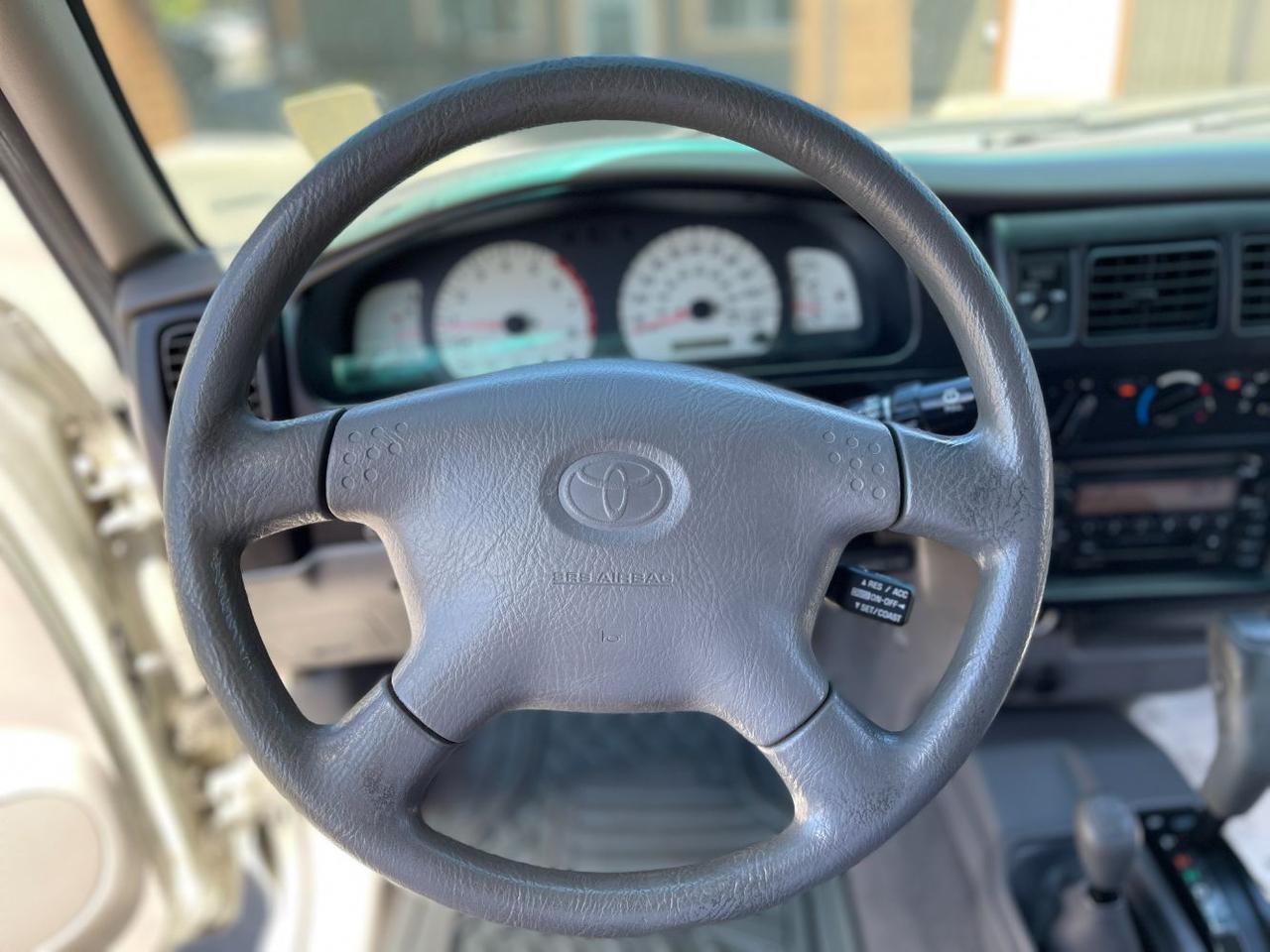2001 Toyota Tacoma Base V6 Hayden ID