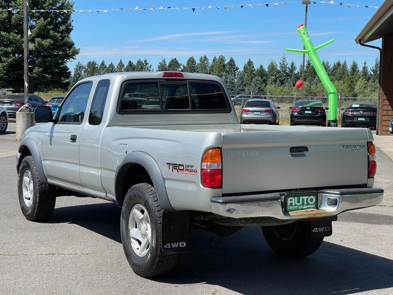 2001 Toyota Tacoma Base V6 Hayden ID