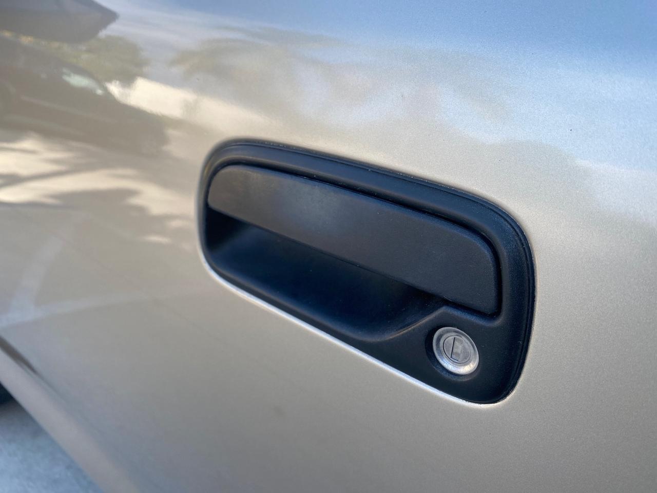 2001 Toyota Tundra LOW MILES 65,445 1 OWNER Pompano Beach FL