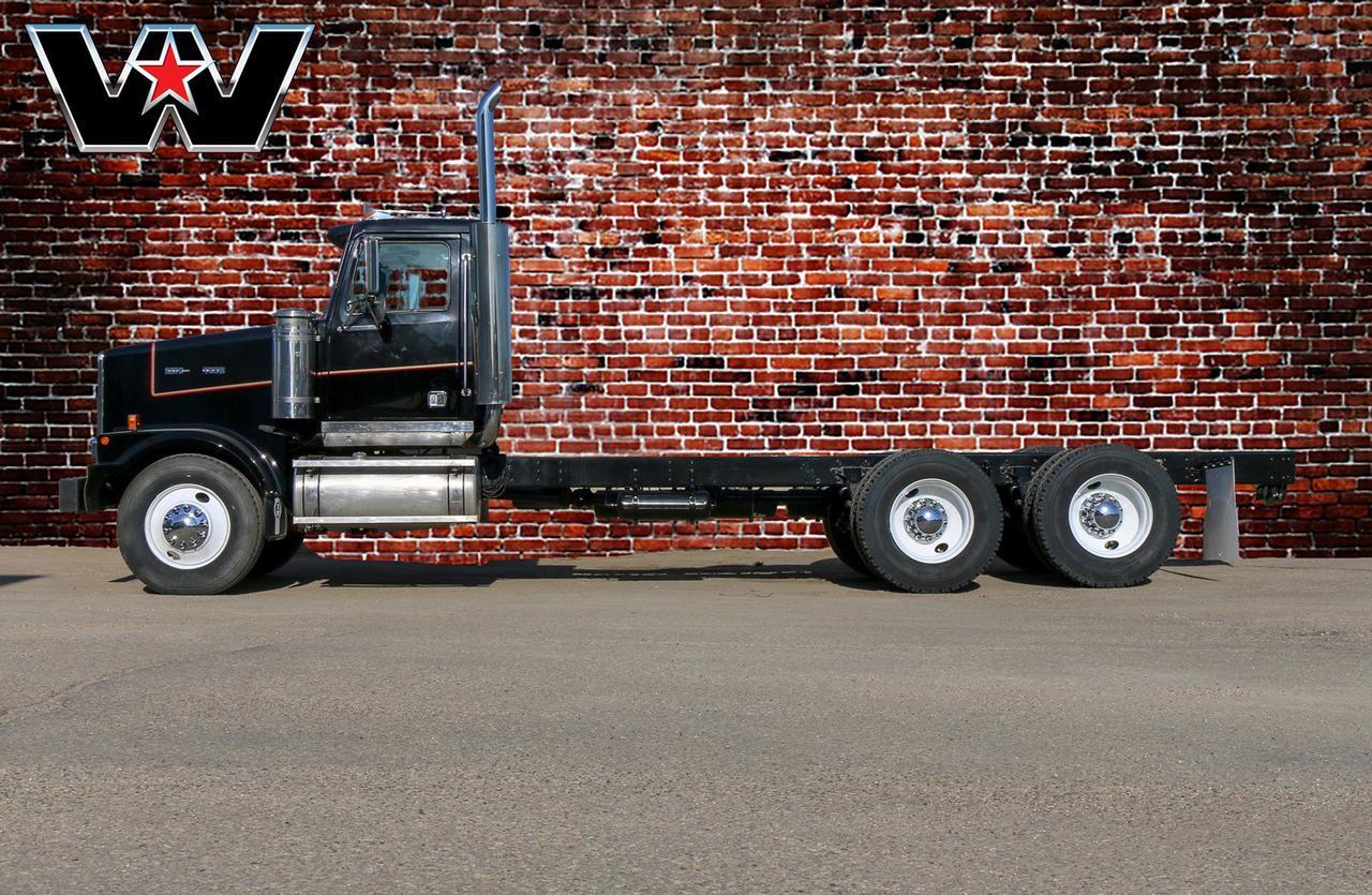 2001 WESTERN STAR 4900 TANDEM DAYCAB