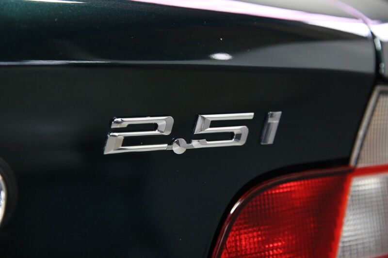 2002 BMW Z3 2.5i Plainview NY