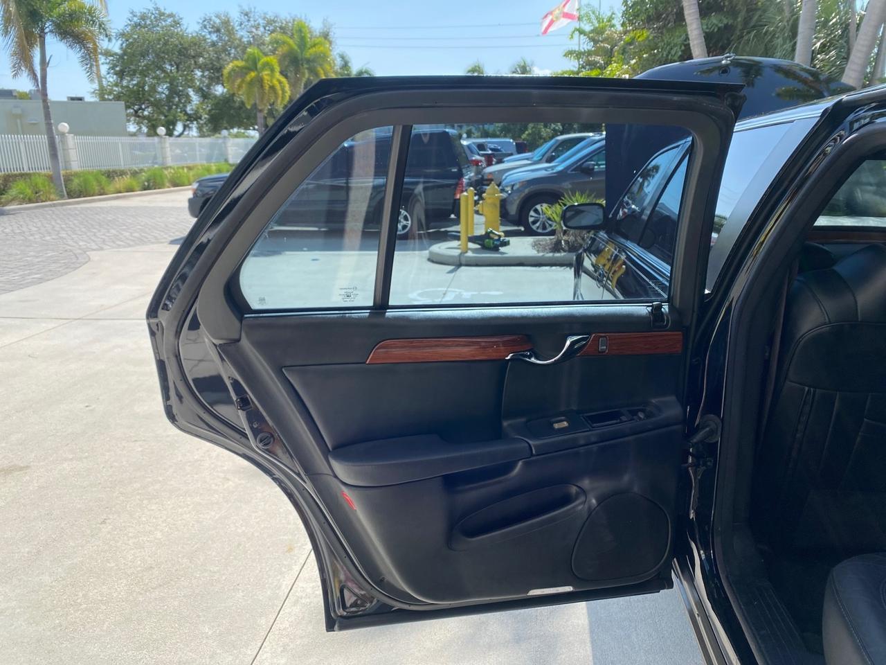 2002 Cadillac Deville LIMO LOW MILES 37,218 Pompano Beach FL