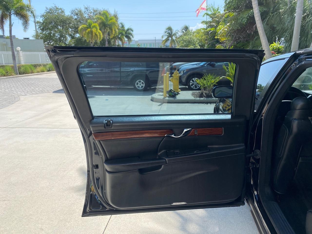 2002 Cadillac Deville LIMO LOW MILES 37,218 Pompano Beach FL