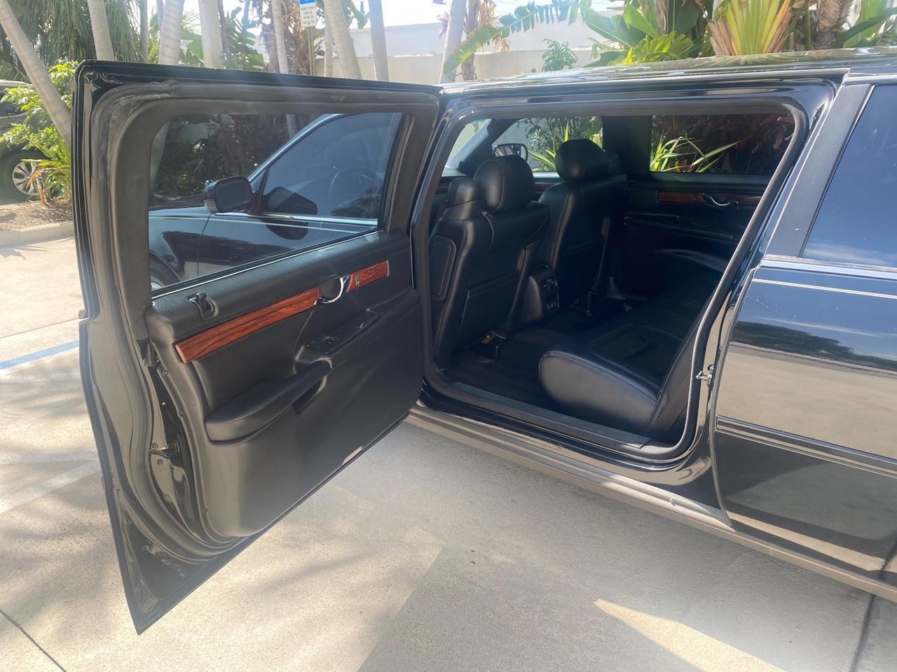 2002 Cadillac Deville LIMO LOW MILES 37,218 Pompano Beach FL