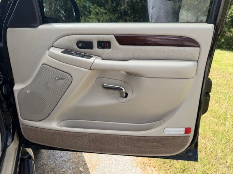 2002 Cadillac ESCALADE ONLY 30K MILES COLD AC WHEELS RUNS GREAT AWD LEATHER Sarasota FL