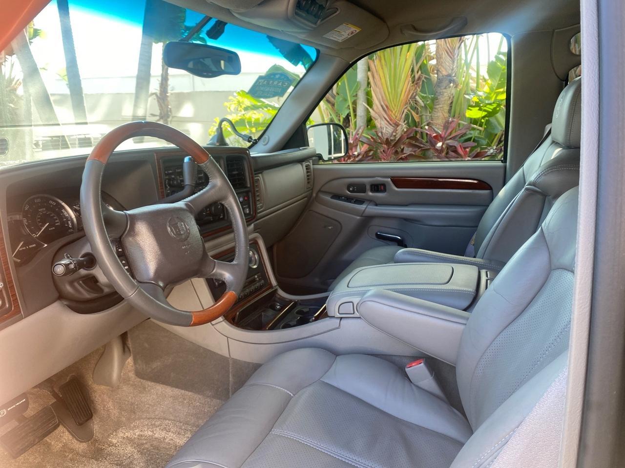 2002 Cadillac Escalade L0W MILES 68,090 4WD Pompano Beach FL