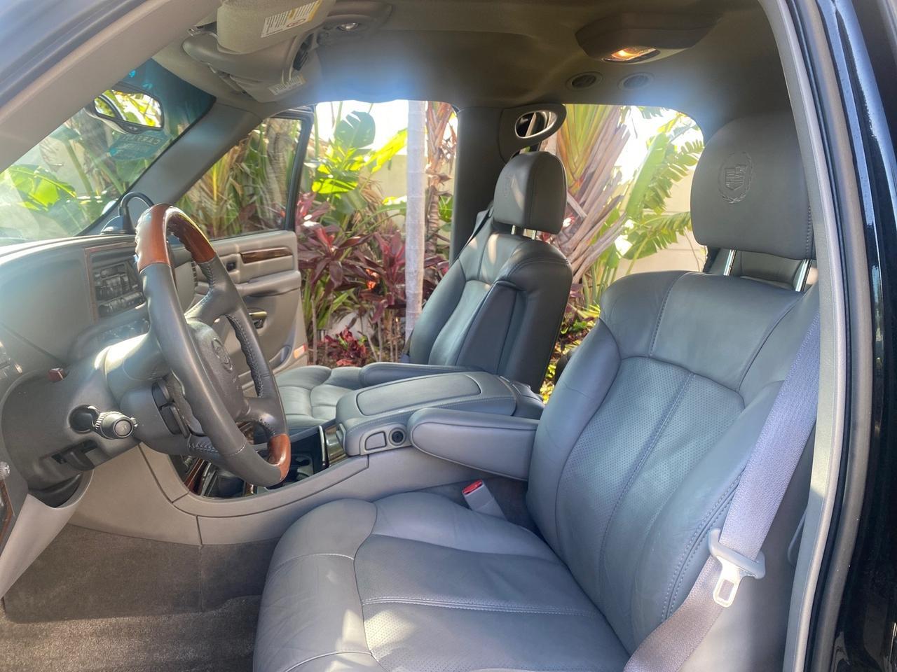 2002 Cadillac Escalade L0W MILES 68,090 4WD Pompano Beach FL