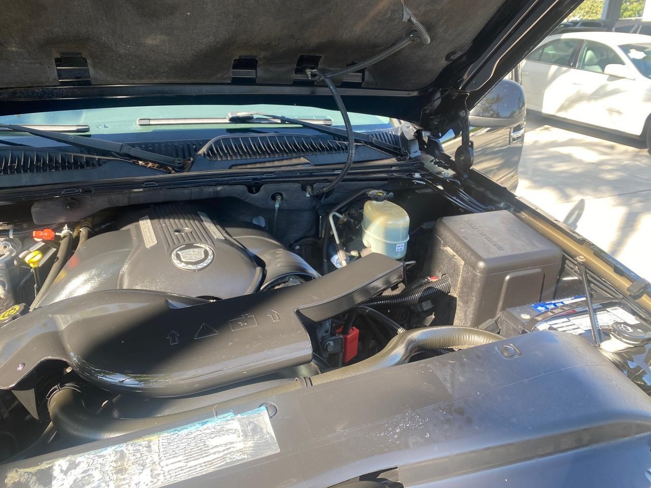 2002 Cadillac Escalade L0W MILES 68,090 4WD Pompano Beach FL