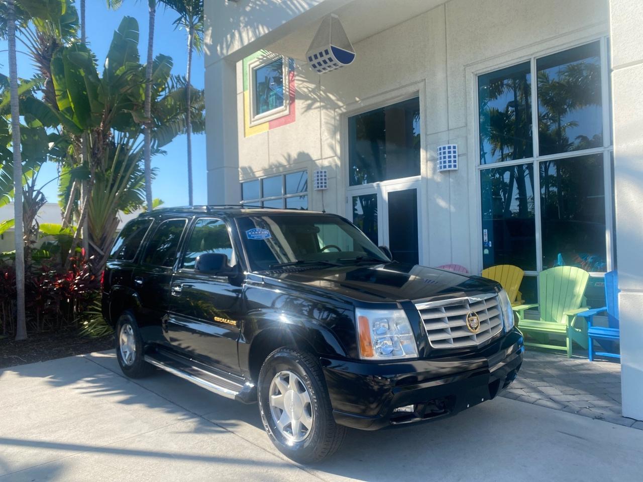 2002 Cadillac Escalade L0W MILES 68,090 4WD