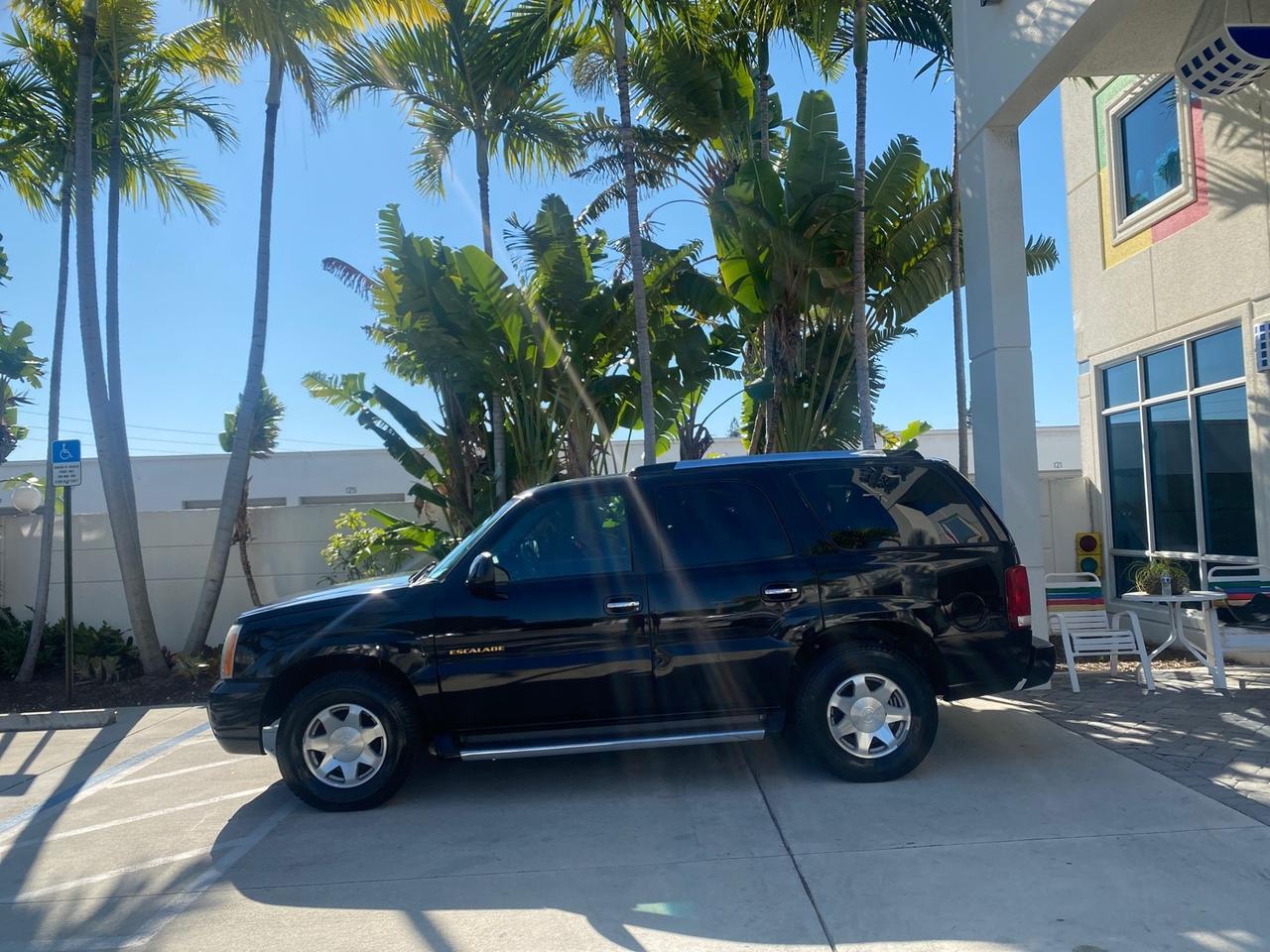 2002 Cadillac Escalade L0W MILES 68,090 4WD Pompano Beach FL