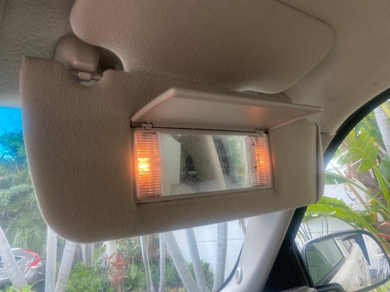 2002 Cadillac Escalade LOW MILES 67,881 1 OWNER Pompano Beach FL