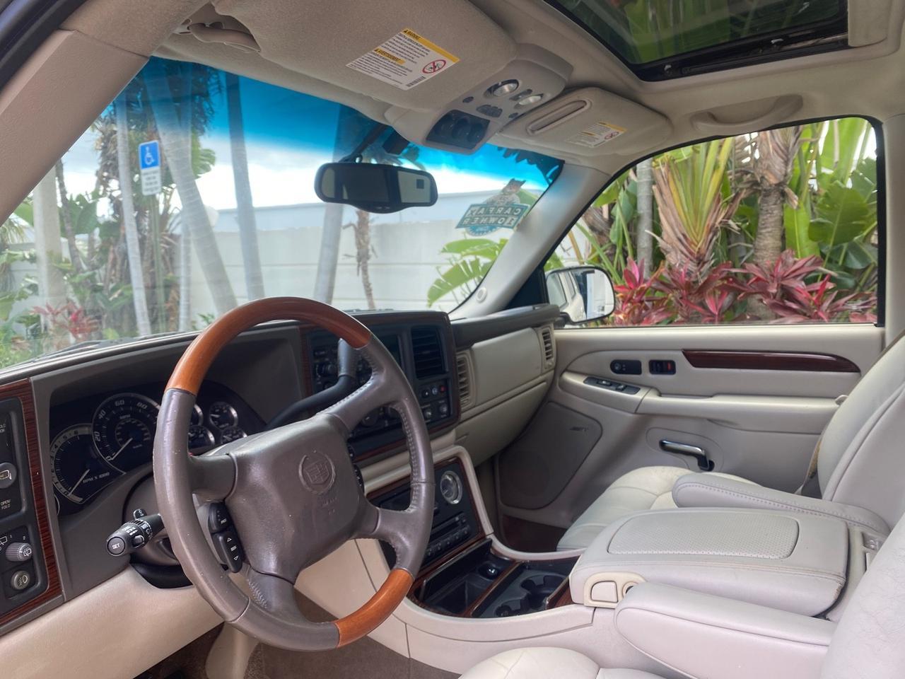 2002 Cadillac Escalade LOW MILES 67,881 1 OWNER Pompano Beach FL
