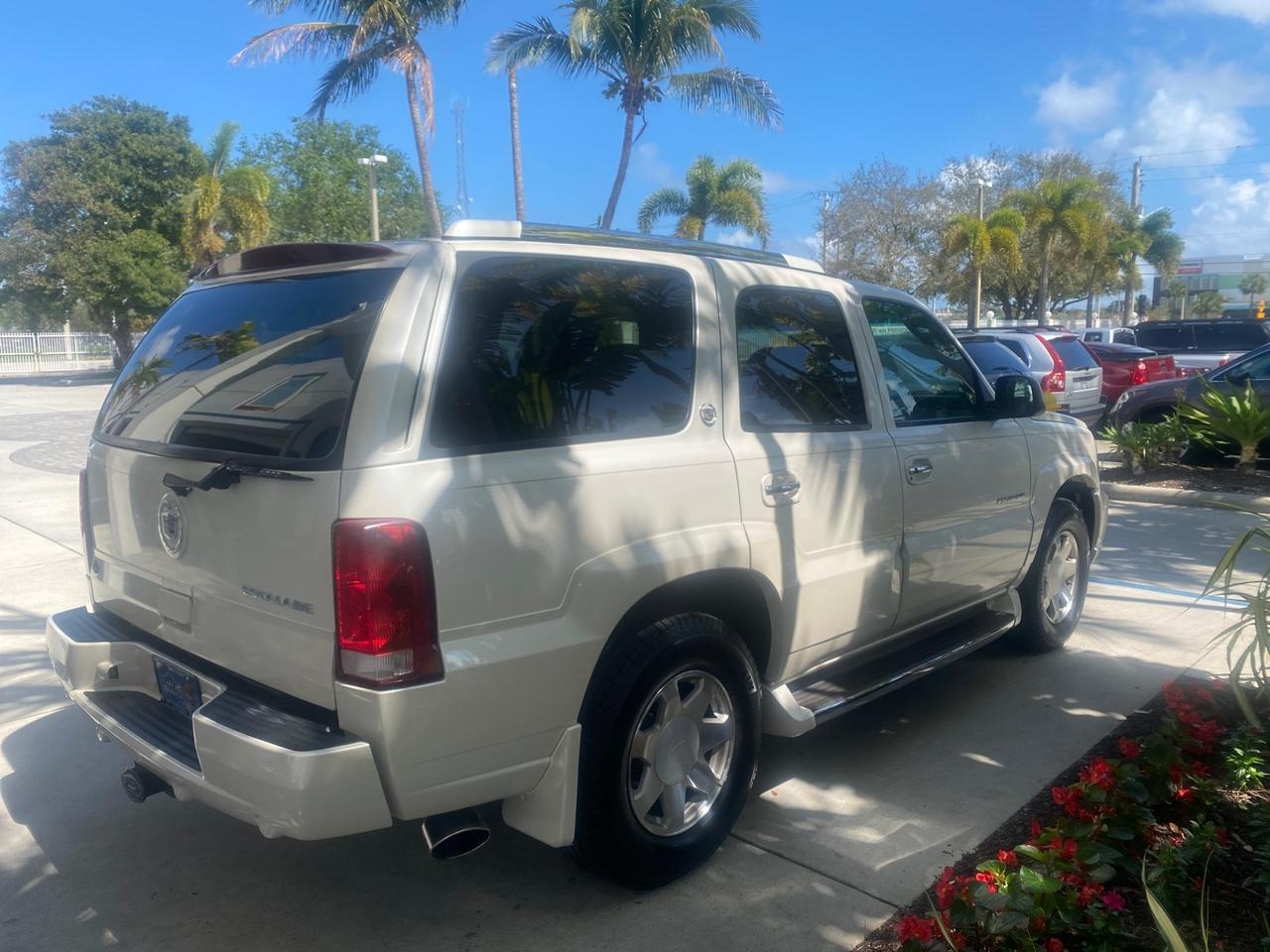 2002 Cadillac Escalade LOW MILES 67,881 1 OWNER Pompano Beach FL
