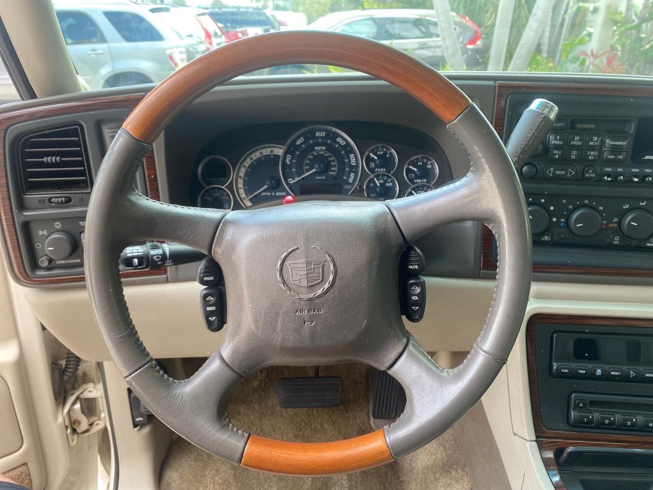 2002 Cadillac Escalade LOW MILES 67,881 1 OWNER Pompano Beach FL