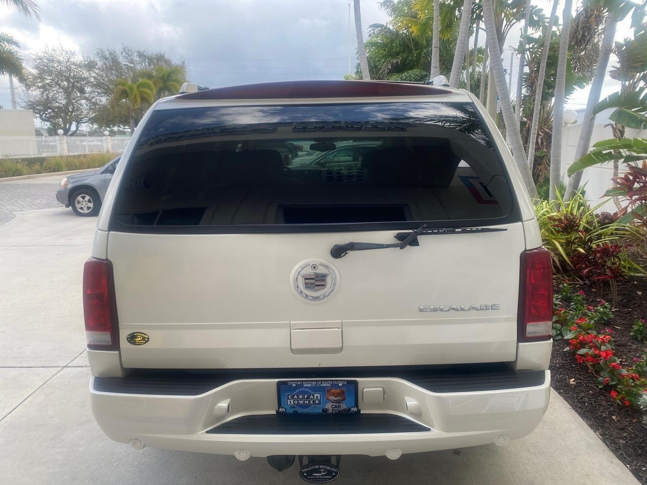2002 Cadillac Escalade LOW MILES 67,881 1 OWNER Pompano Beach FL