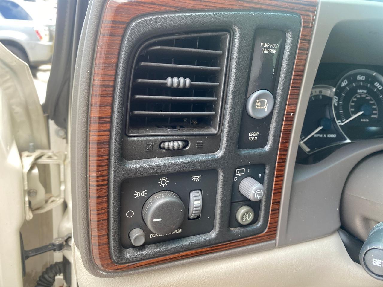 2002 Cadillac Escalade LOW MILES 67,881 1 OWNER Pompano Beach FL