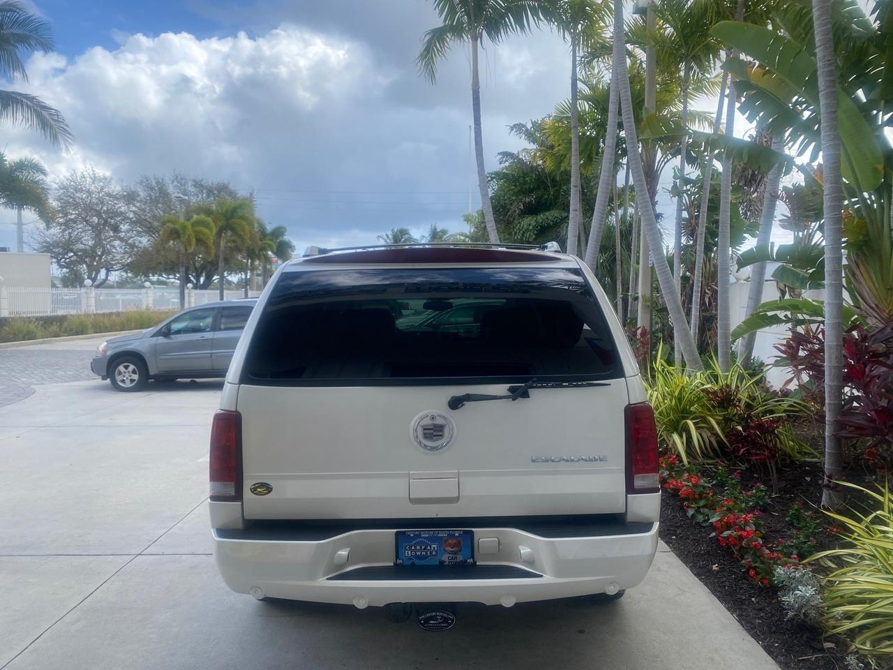2002 Cadillac Escalade LOW MILES 67,881 1 OWNER Pompano Beach FL