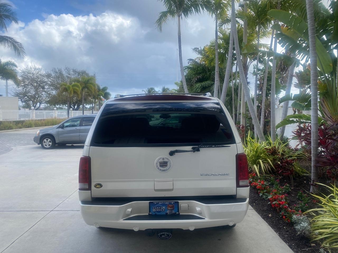 2002 Cadillac Escalade LOW MILES 67,881 1 OWNER Pompano Beach FL
