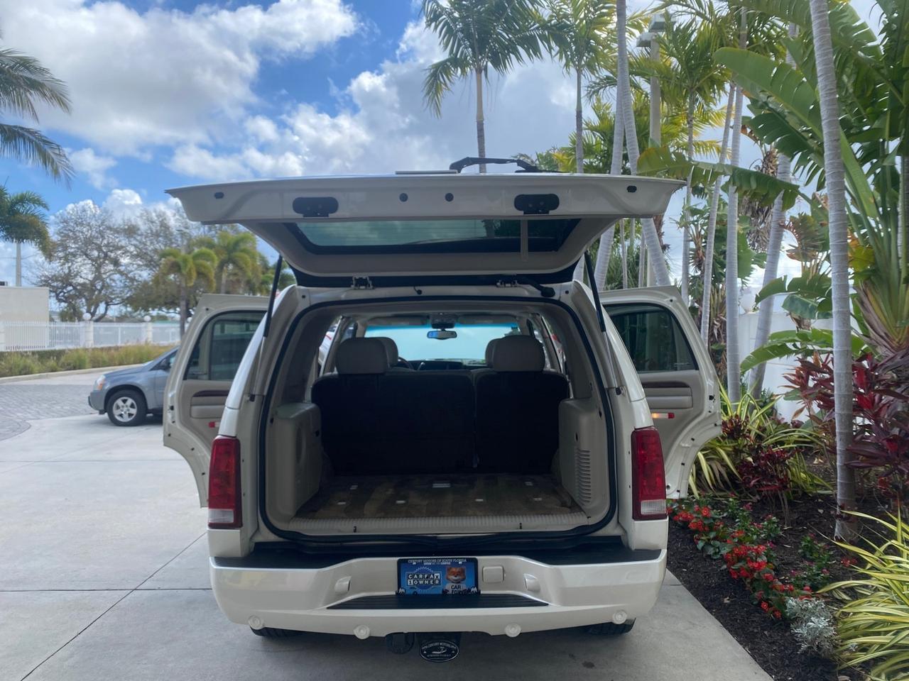 2002 Cadillac Escalade LOW MILES 67,881 1 OWNER Pompano Beach FL