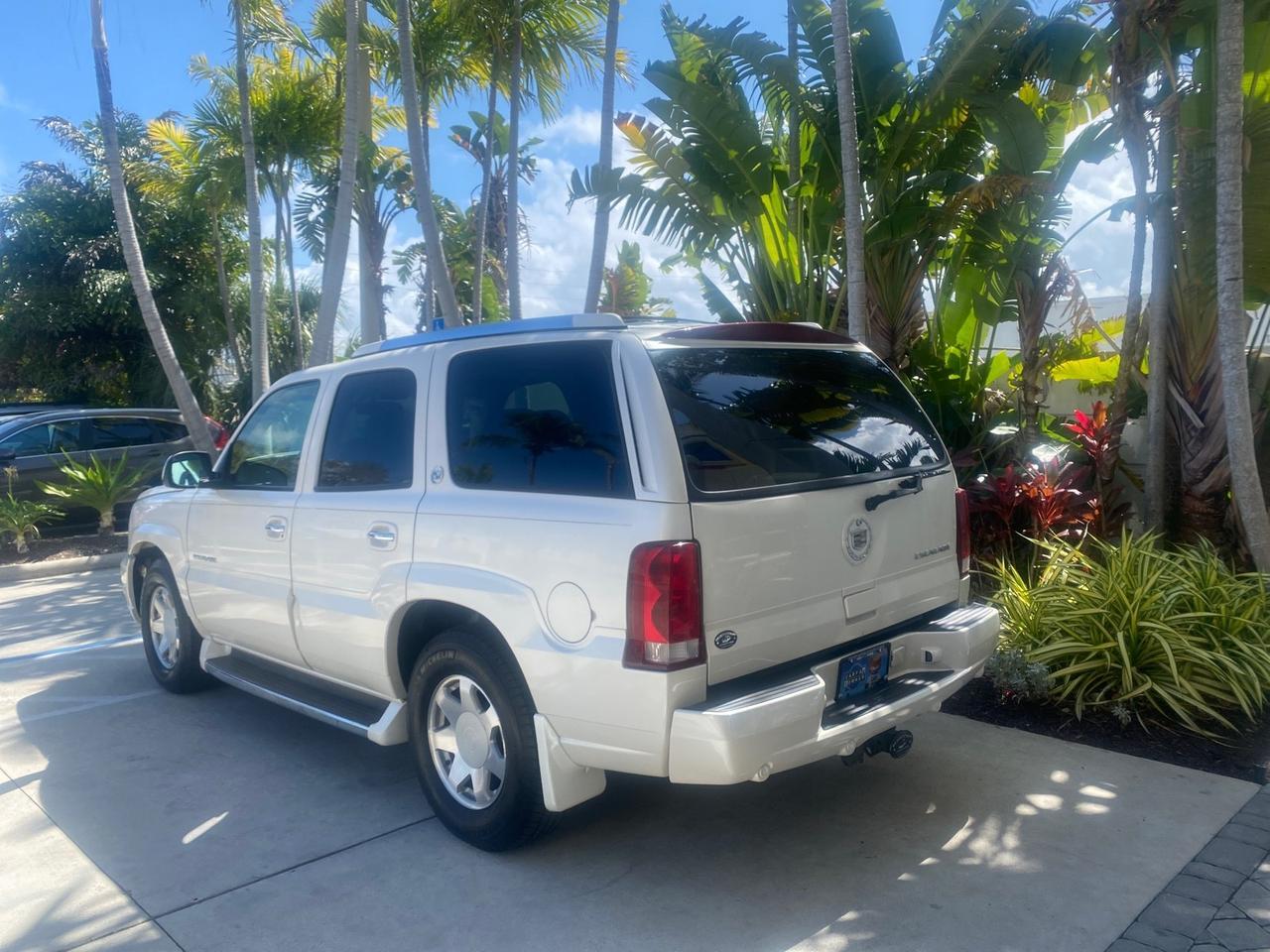 2002 Cadillac Escalade LOW MILES 67,881 1 OWNER Pompano Beach FL