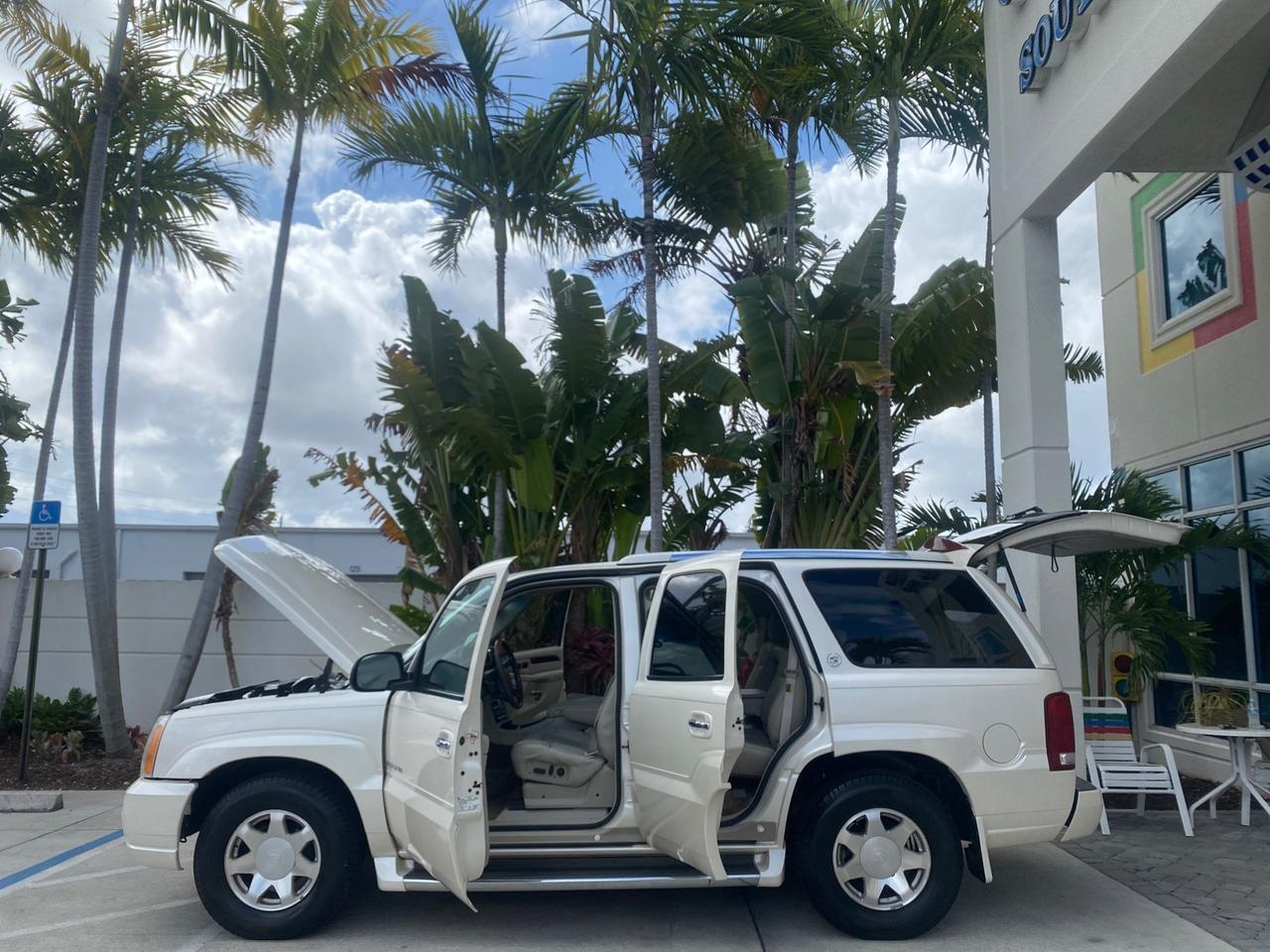 2002 Cadillac Escalade LOW MILES 67,881 1 OWNER Pompano Beach FL