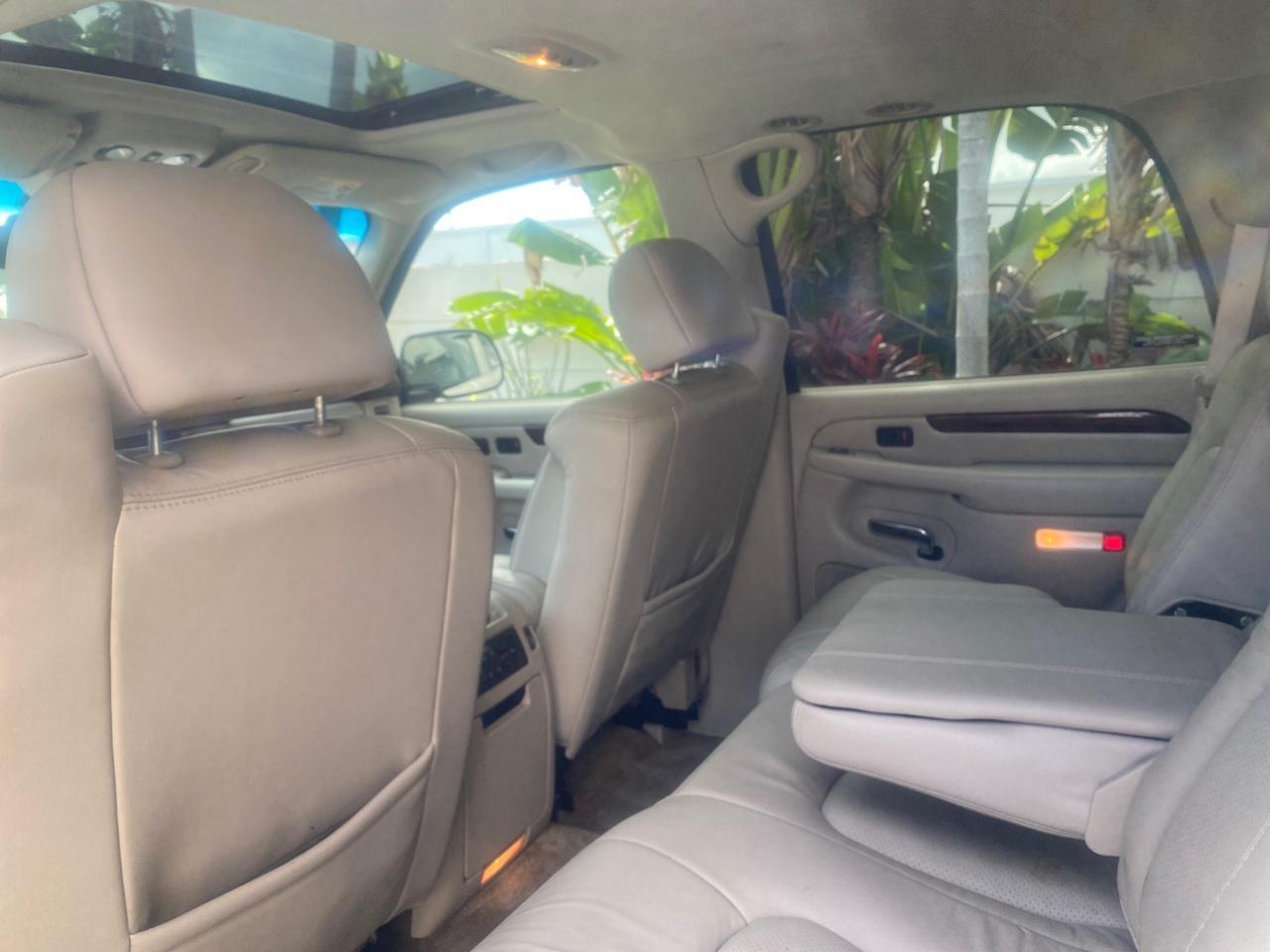 2002 Cadillac Escalade LOW MILES 67,881 1 OWNER Pompano Beach FL