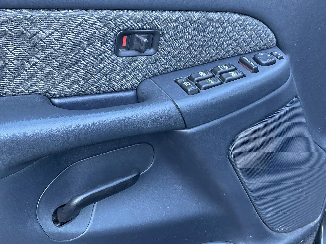 2002 Chevrolet Avalanche 1500 Base Alexandria VA